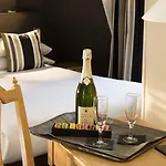 1er Lafayette Hotel 3*
