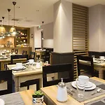 Hotel 1er Lafayette 3*
