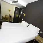 Hotel 1er Lafayette 3*