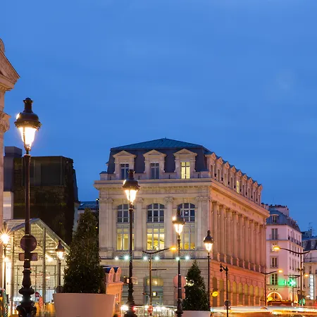 1er Lafayette Hotel Paryż