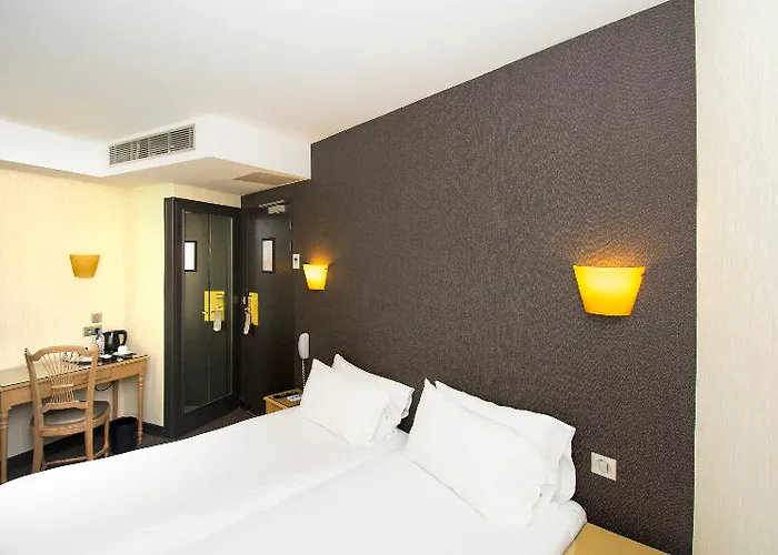 1er Lafayette Hotel Paryż