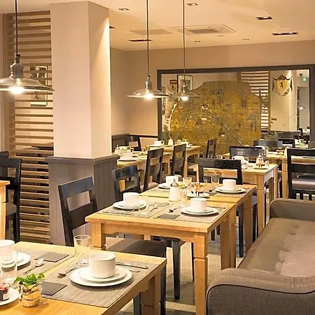 1er Lafayette Hotel