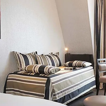 1er Lafayette Hotel 3*