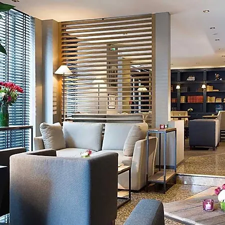 1er Lafayette Hotel 3*